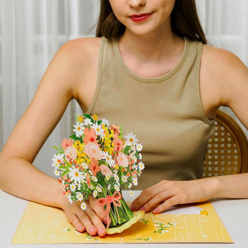 💐 Pop-up Valentijnskaart met wilde bloemen