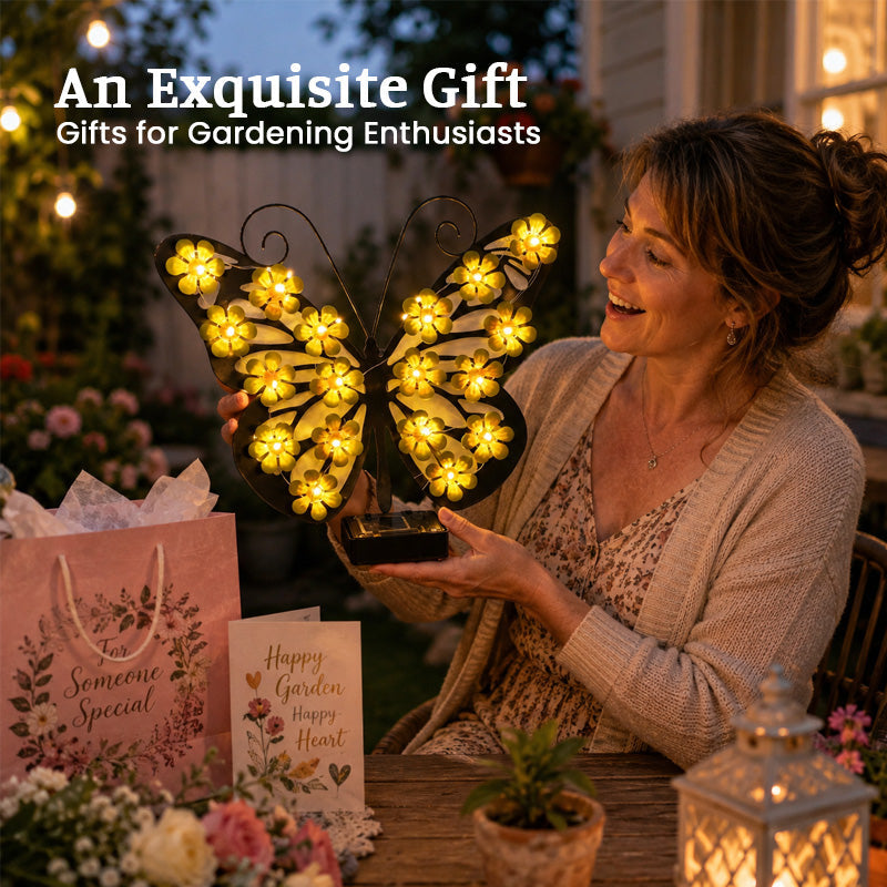 🦋 Tuinlamp met vlindermotief op zonne-energie