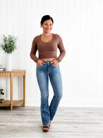 Afbeelding in Gallery-weergave laden, 🍂Bum Control Bootcut Jeans👖
